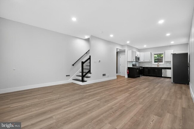 property at 283 Walnut St