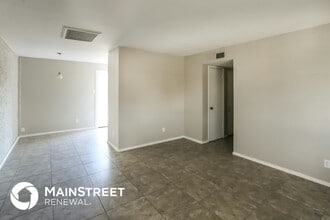 8209 S 24th Way in Phoenix, AZ - Building Photo - Building Photo