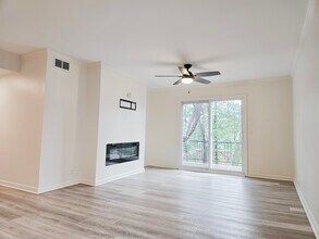 601 Boyd Mill Ave in Franklin, TN - Foto de edificio - Building Photo