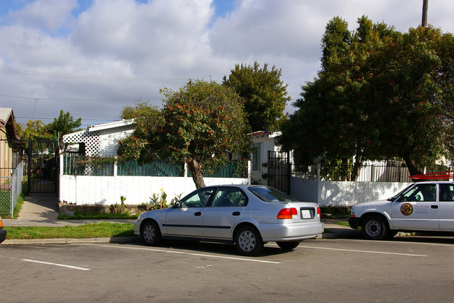 4069-4075 N 38th St in San Diego, CA - Building Photo - Building Photo