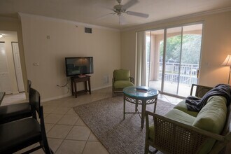 6386 Emerald Dunes Dr in West Palm Beach, FL - Building Photo - Building Photo