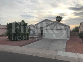 3313 N 85th Ln in Phoenix, AZ - Building Photo