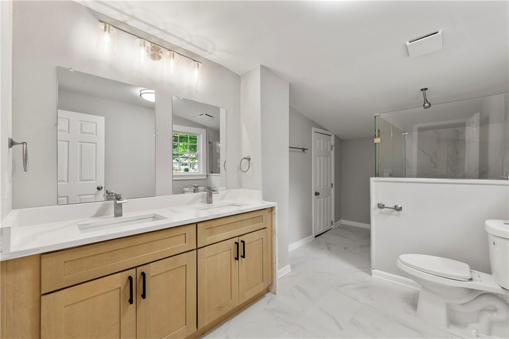 5901 Ridge Dr SE in Mableton, GA - Building Photo