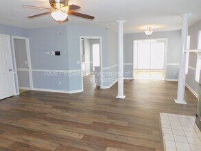 5101 Mountain Ash Ct in Greensboro, NC - Building Photo - Building Photo