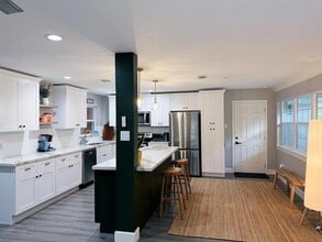 4734 Sanford Rd in Houston, TX - Building Photo - Building Photo