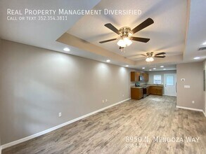 8950 N Mendoza Way in Citrus Springs, FL - Building Photo - Building Photo