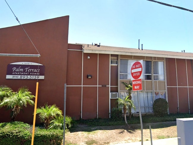 15116 Parthenia St in Los Angeles, CA - Building Photo - Building Photo