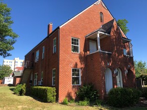 821-823 S Dewey Ave in Bartlesville, OK - Building Photo - Building Photo