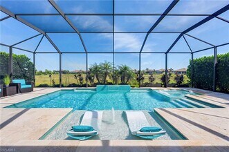 17920 Pratt Ct in Estero, FL - Foto de edificio - Building Photo