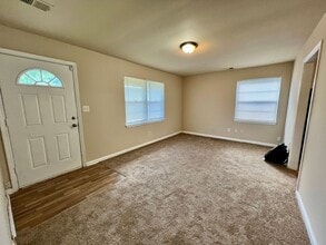 5014 Vista St in Kansas City, KS - Building Photo - Building Photo
