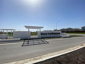 230 Cherry Laurel Ln in Niederwald, TX - Building Photo - Building Photo