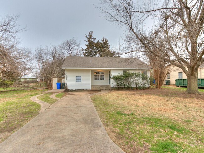 420 W Daws St photo'