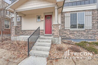 4947 S Addison Way in Aurora, CO - Building Photo - Building Photo