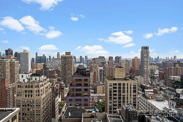 property at 30 E 29th St