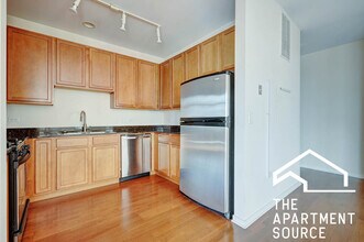 2951 N Clybourn Ave in Chicago, IL - Building Photo - Building Photo