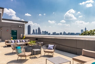 Skyline West in Atlanta, GA - Foto de edificio - Building Photo