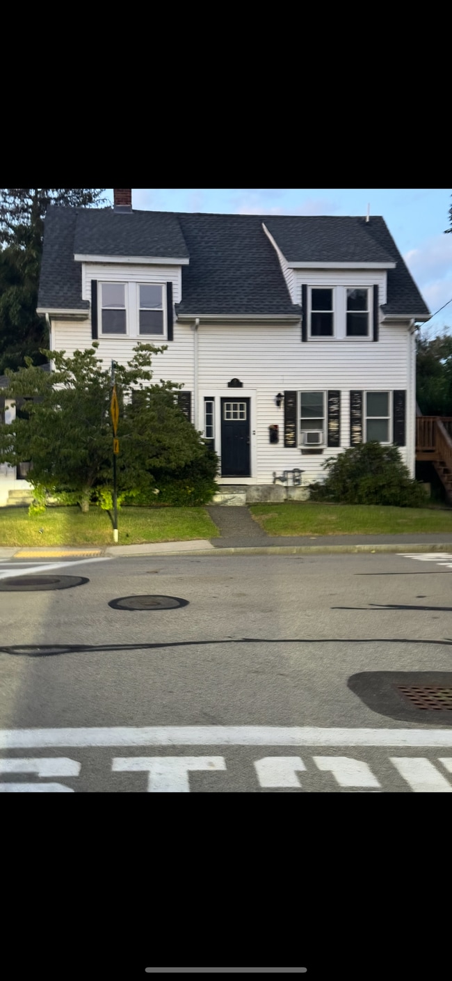 50 Mechanic St, Unit 2