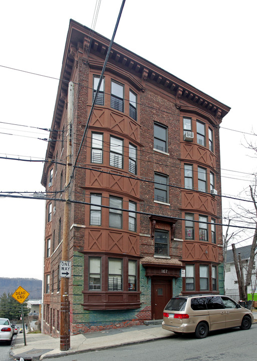 167 Woodworth Ave in Yonkers, NY - Building Photo