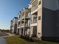 College Park Apartments and Rental Homes in Georgetown, DE - Foto de edificio - Building Photo