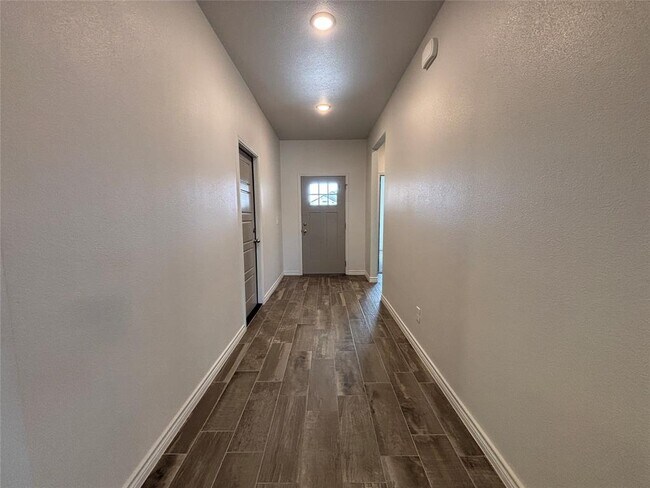 722 Freedom Cir in Nolanville, TX - Building Photo - Building Photo