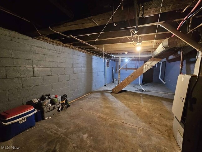 property at 846 Hunter St NW