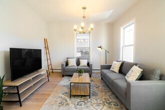 322 Hurley St in Cambridge, MA - Building Photo - Building Photo