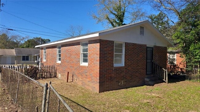 754 Grayson Ave in Macon, GA - Foto de edificio - Building Photo