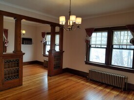 75 Parsonage St in Pittston, PA - Building Photo