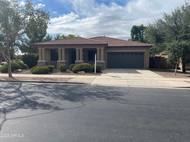 property at 18785 E Kingbird Dr