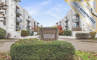 32085 George Ferguson Way in Abbotsford, BC - Building Photo