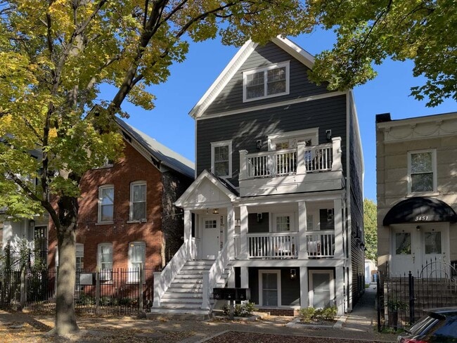 3453 N Hoyne Ave, Unit G