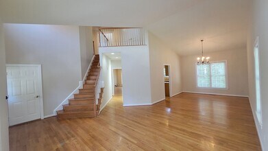 2200 Sarah Woods Ct in Vienna, VA - Building Photo - Building Photo