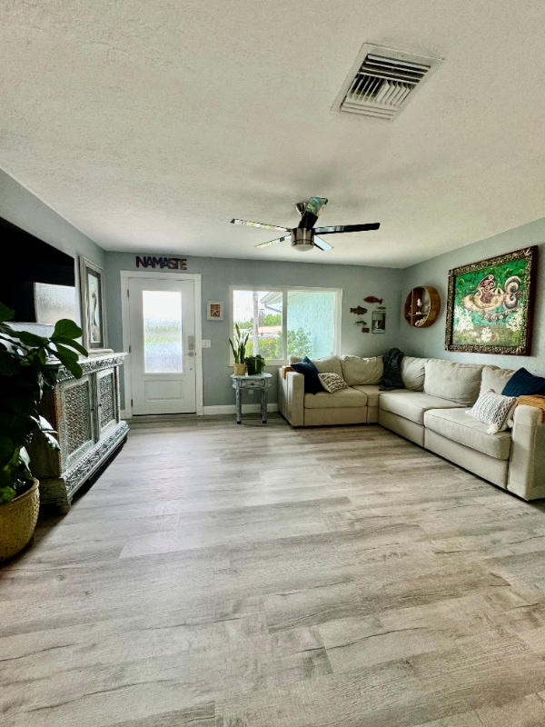 380 Carrousel Ct in Merritt Island, FL - Building Photo - Building Photo