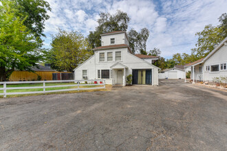 1655 Los Robles Blvd in Sacramento, CA - Building Photo - Building Photo