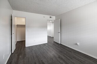Rancho Del Monte in Anaheim, CA - Building Photo - Interior Photo
