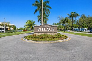 222 Somerset L, Unit L in West Palm Beach, FL - Building Photo