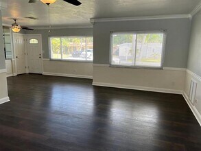 6690 17th St N in St. Petersburg, FL - Building Photo - Building Photo