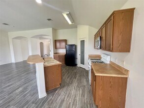 1108 Delia Chappa Ln in Hutto, TX - Building Photo - Building Photo