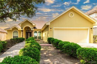 22 San Roman St in Mission, TX - Building Photo