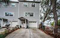 578 Ryans Woods Ln in Palm Harbor, FL - Foto de edificio - Building Photo