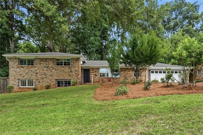 property at 1720 Mary Lou Ln SE