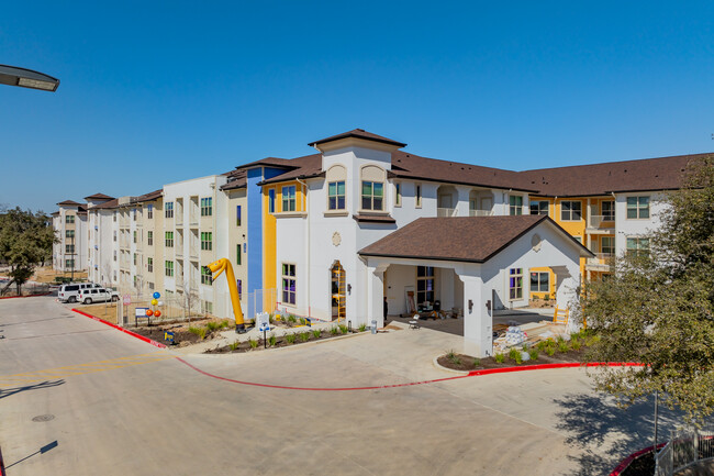 Snowden Living in San Antonio, TX - Building Photo - Primary Photo