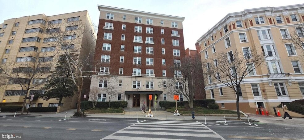 1954 Columbia Rd NW, Unit 104 in Washington, DC - Foto de edificio