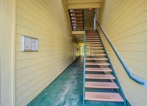 18173 Bridle Club Dr in Tampa, FL - Building Photo - Building Photo