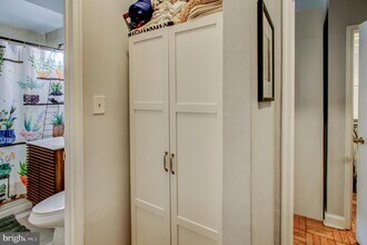 2515 K St NW in Washington, DC - Building Photo - Building Photo