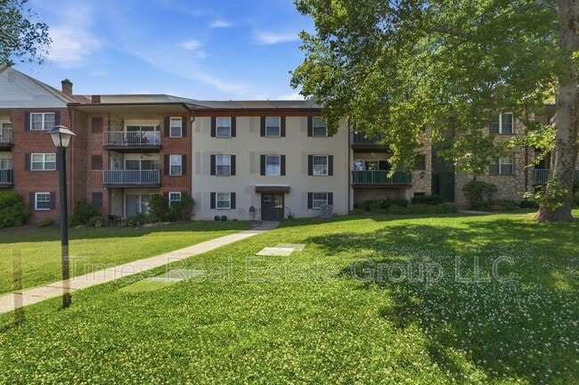 property at 400 Drummers Ln