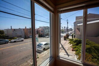 704-704 Santiago St in San Francisco, CA - Building Photo - Building Photo