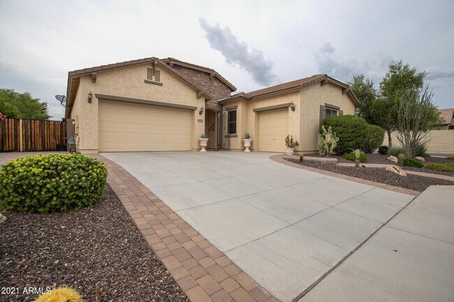 property at 5528 W Alyssa Ln