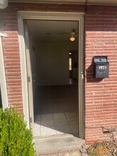 1426 Clinton St in Aurora, CO - Foto de edificio - Building Photo