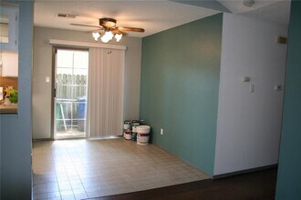 103 Cloudview Dr in Austin, TX - Building Photo - Building Photo